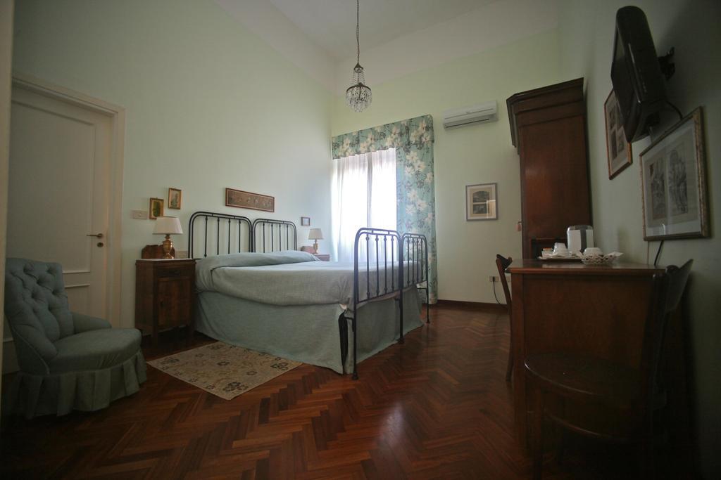 Villa L'Aurora Pescara Værelse billede